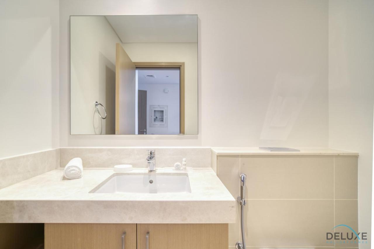 Ritzy 3br With Assistant At 5242 Tower 2 Marina By Deluxe Homes *