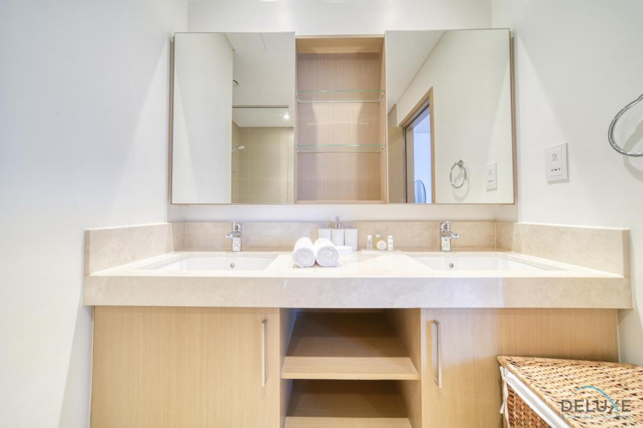 Ritzy 3br With Assistant At 5242 Tower 2 Marina By Deluxe Homes Apartment